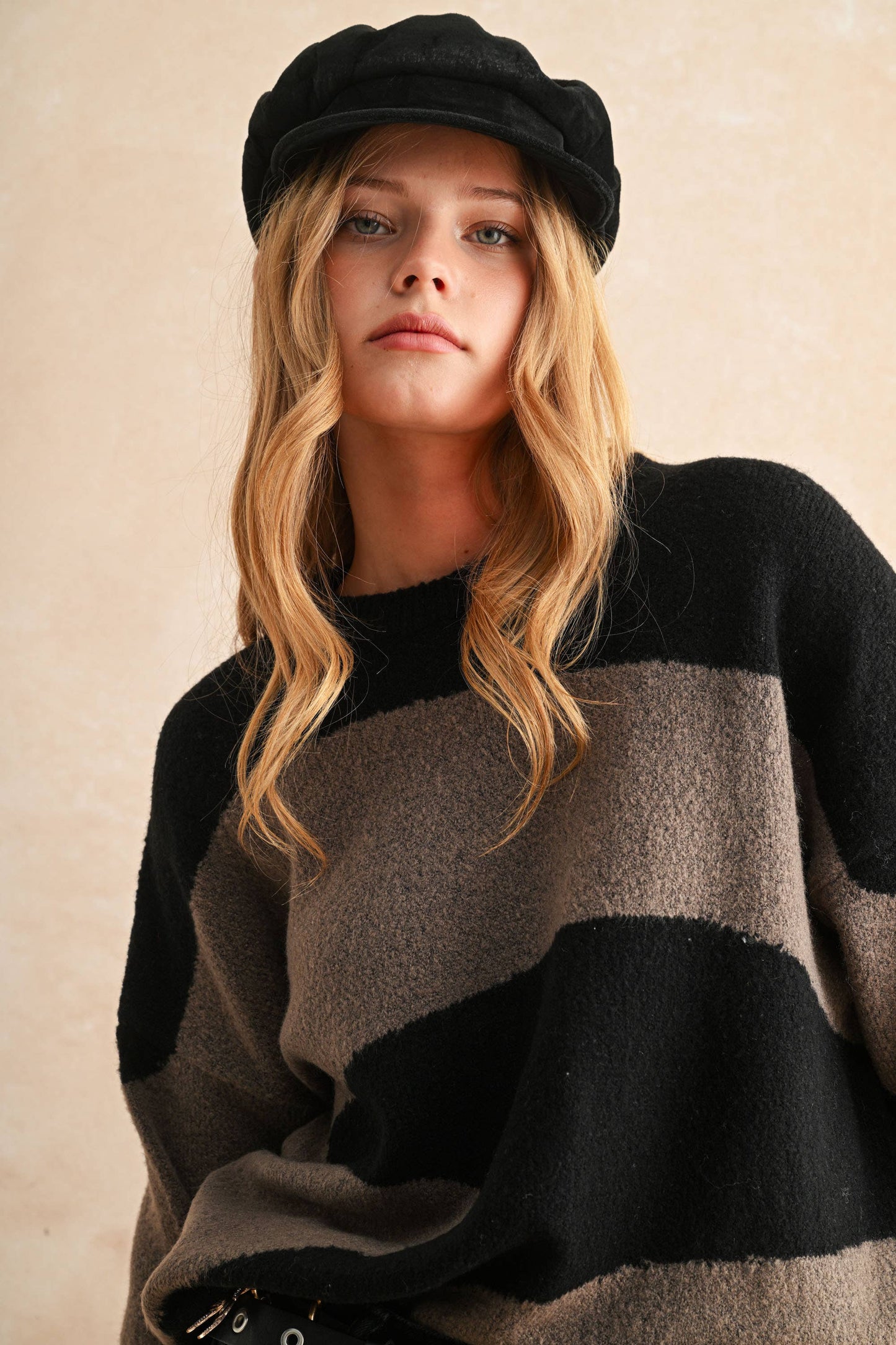 Camo Abstract Pattern Sweater-Black & Olive