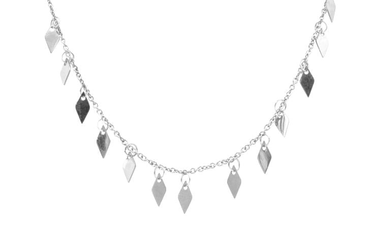 Kinsley Armelle Brynlee Leaf Choker Necklace