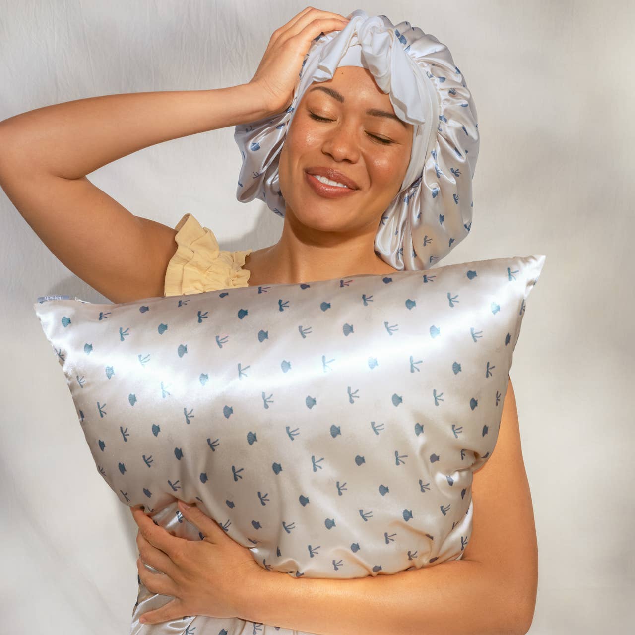 KITSCH - Oversized Satin Bonnet - Pearlized Cream & Coastal Blue Print