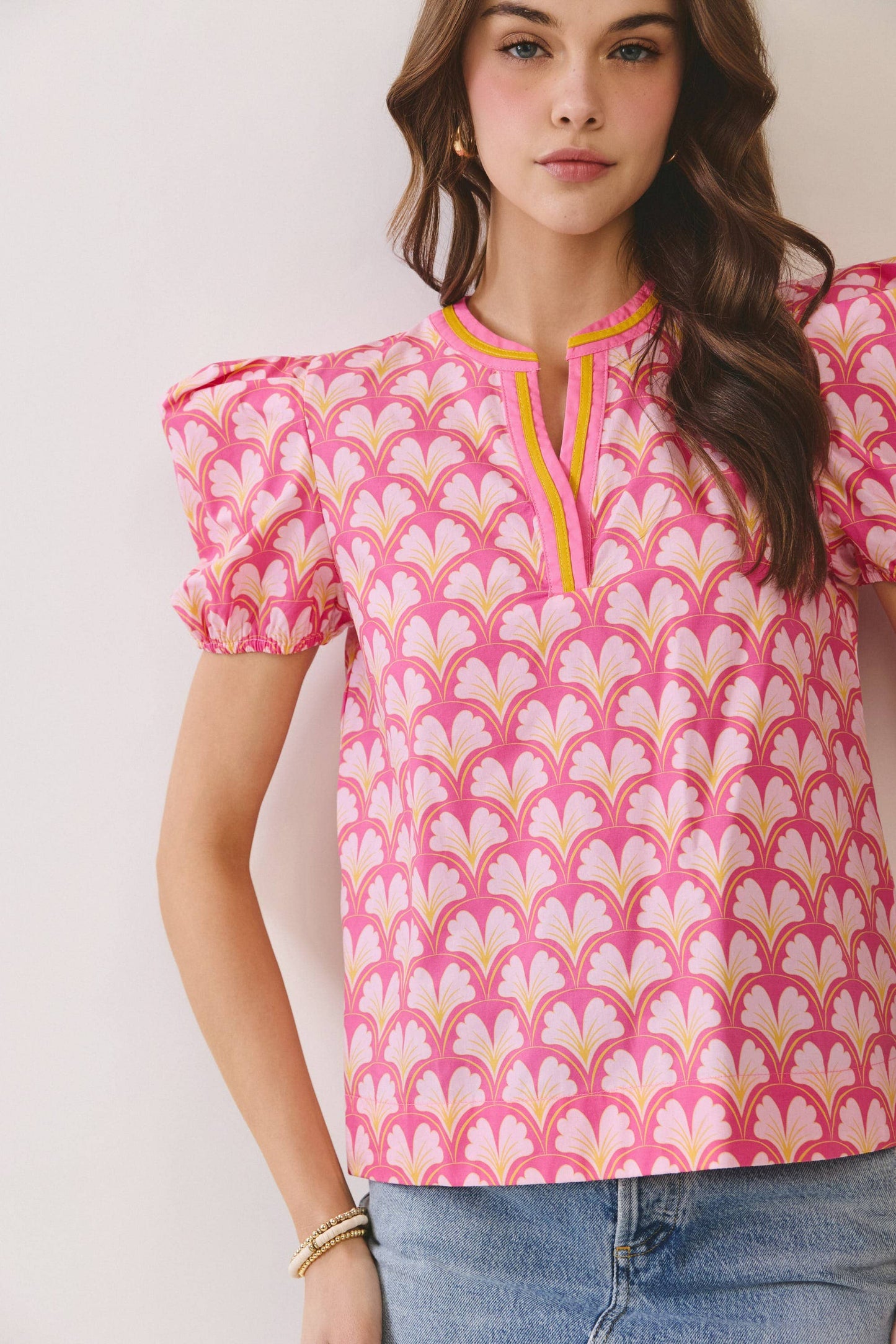 Geometric Print V Neck Puff Sleeve Top