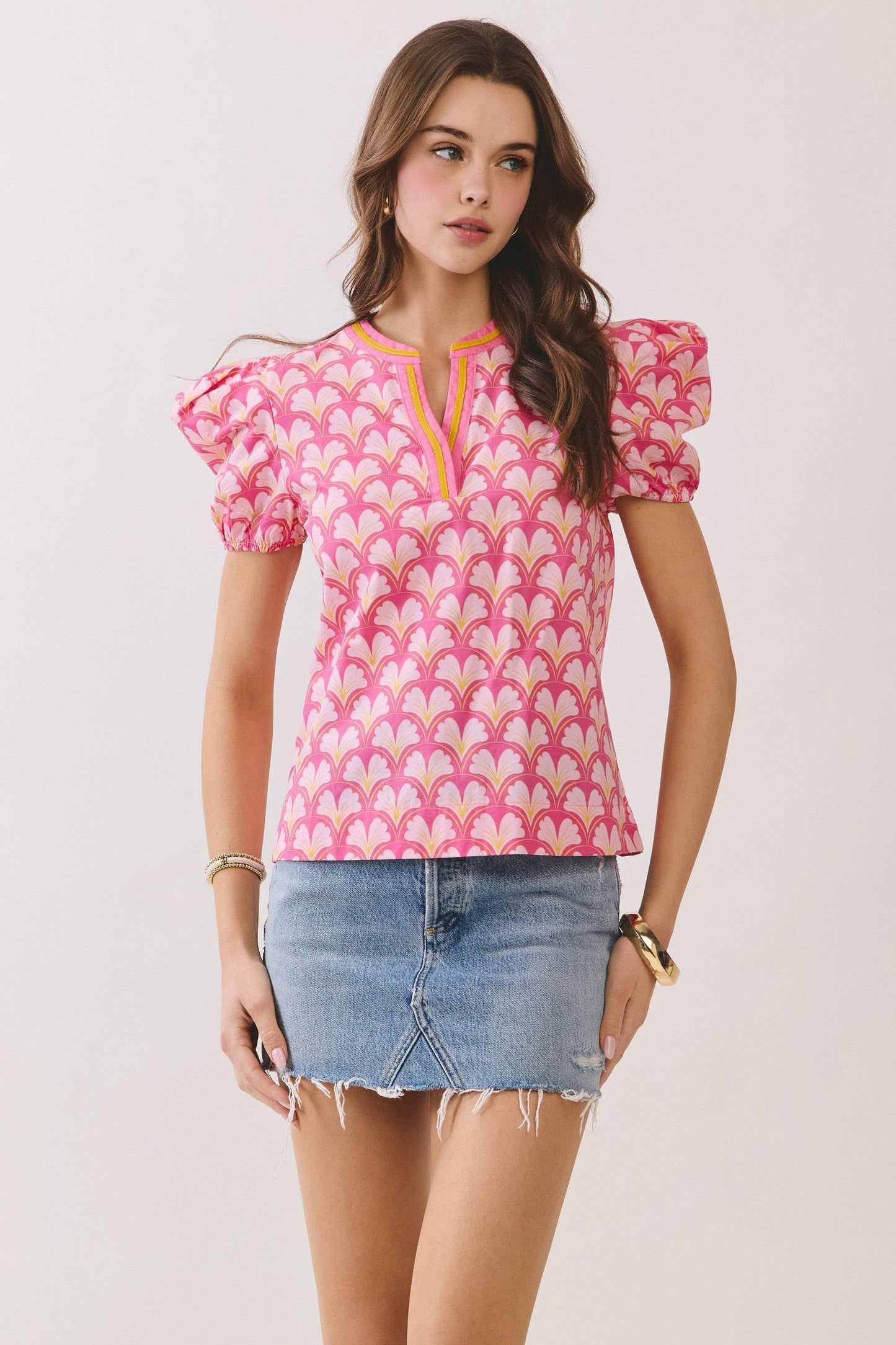 Geometric Print V Neck Puff Sleeve Top