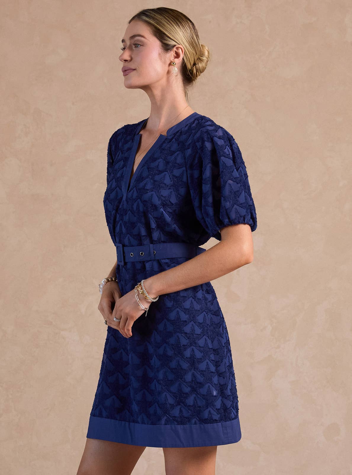 Current Air - Textured Star Pattern Belted Mini Dress: Navy Blue / XS