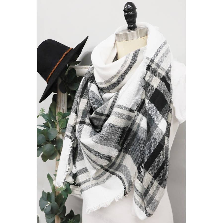 Plaid Oversized Blanket Scarves: ONE / WHITE PLAID