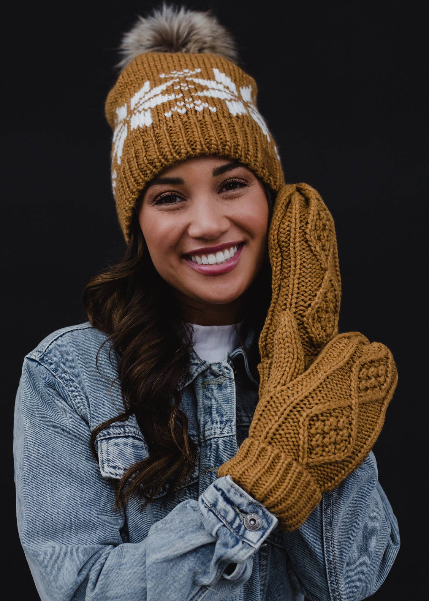 Camel Cable Knit Mittens