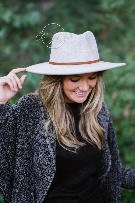 Wool Blend Wide Brim Hat w/ Belt - Grey