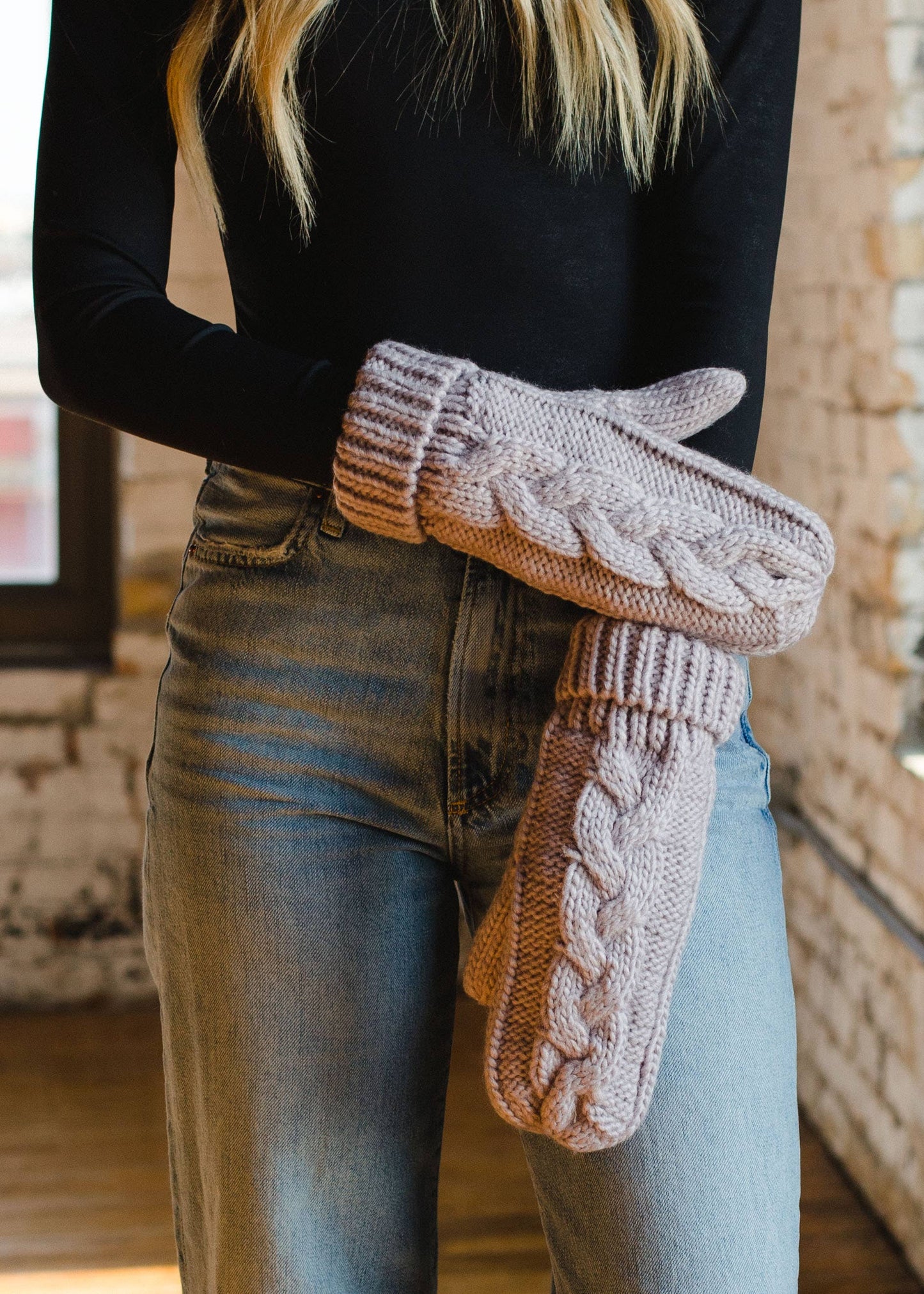 Lilac Braided Knit Mittens